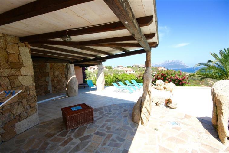 Villa And Pool Tavolara View Porto Istana 外观 照片