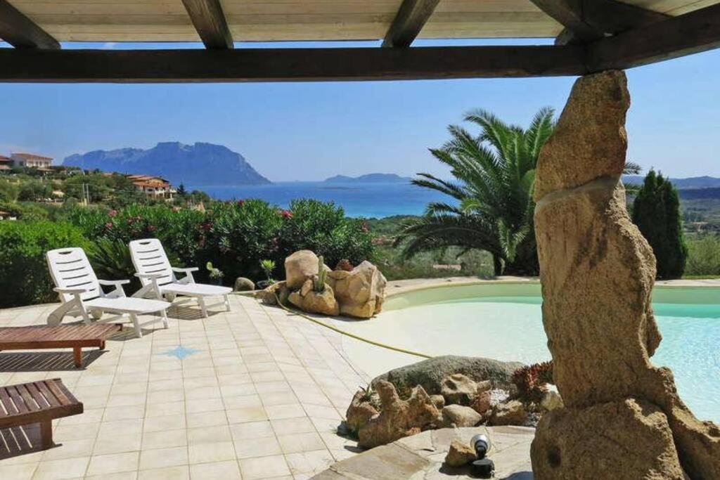 Villa And Pool Tavolara View Porto Istana 外观 照片